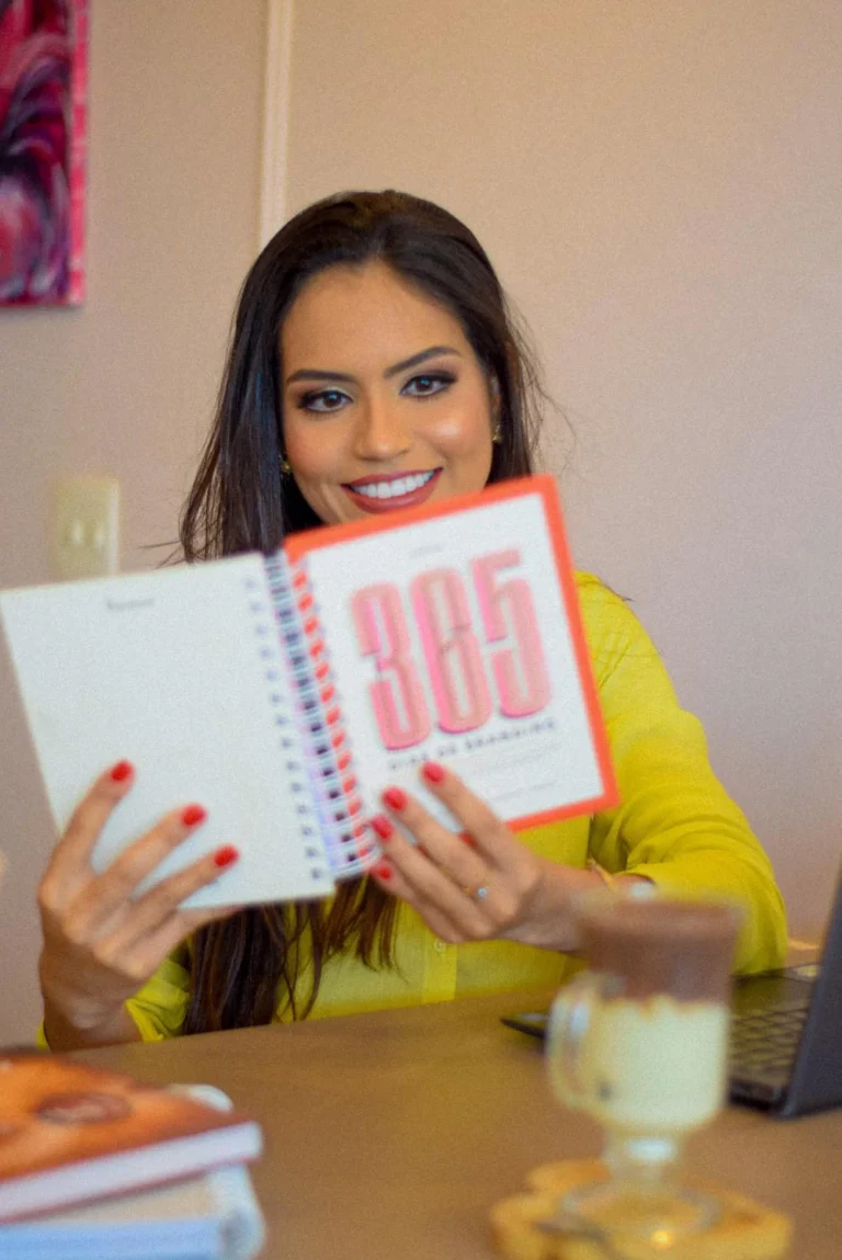 Depoimento de cliente aplicando o 365 Dias de Branding